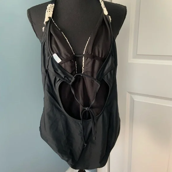 KONA SOL gorgeous one piece bathing suit S crochet - Picture 9 of 9